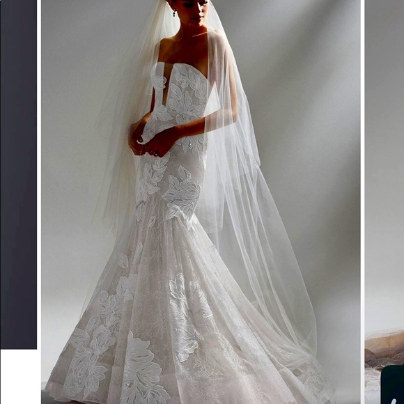 Dresses & Skirts - Brand new never worn wedding dress